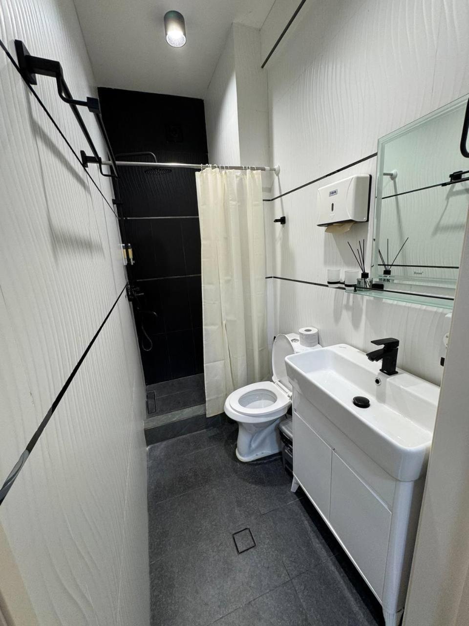 Istanbul Hotel Ташкент Экстерьер фото